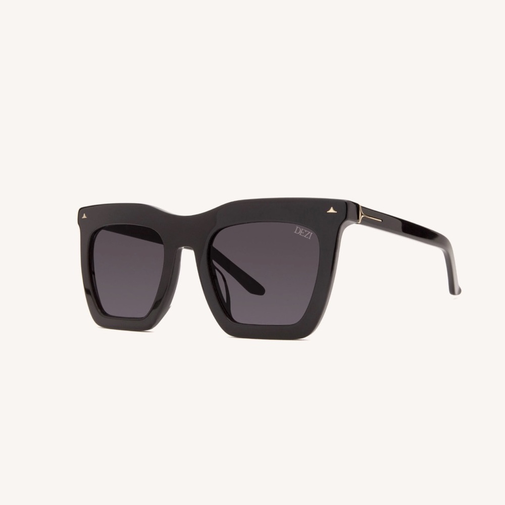 DEZI Fall Back Sunglasses